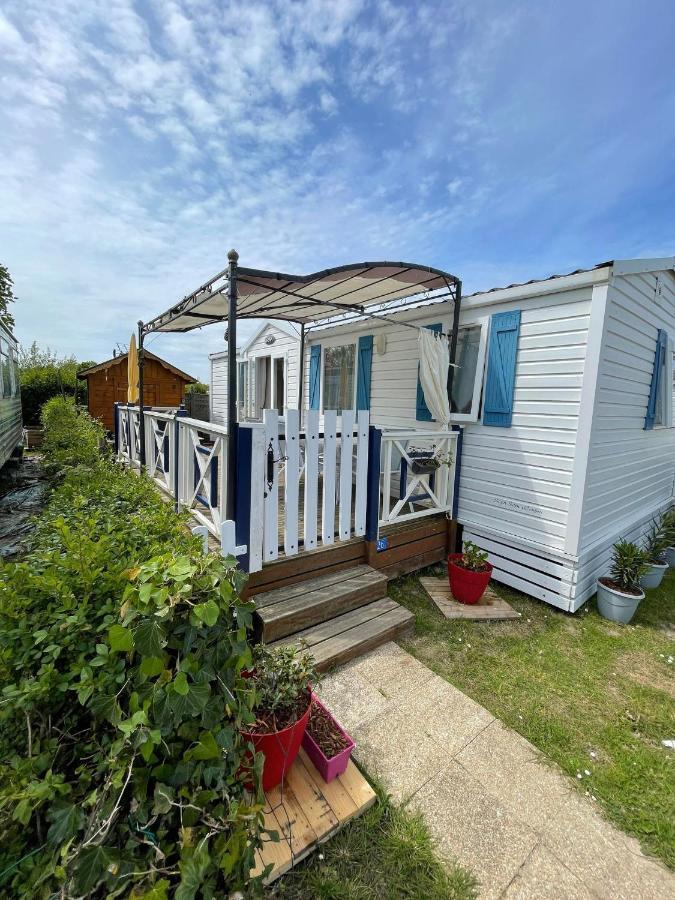 Campsite Sylvie Proprietaire Du Mobil-home *