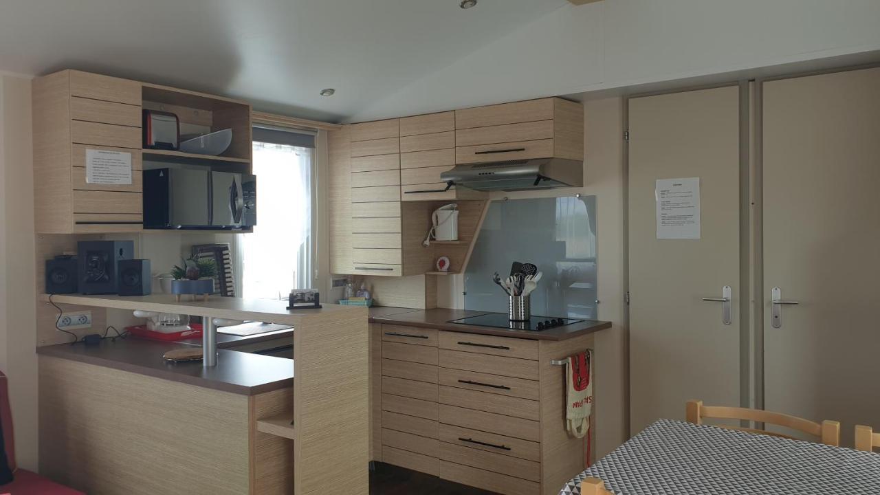 Campsite Sylvie Proprietaire Du Mobil-home Saint-Pair-sur-Mer