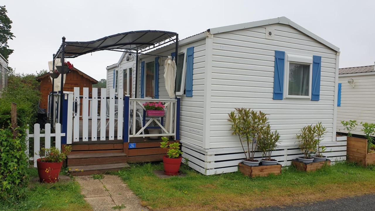 Sylvie Proprietaire Du Mobil-home Campsite *